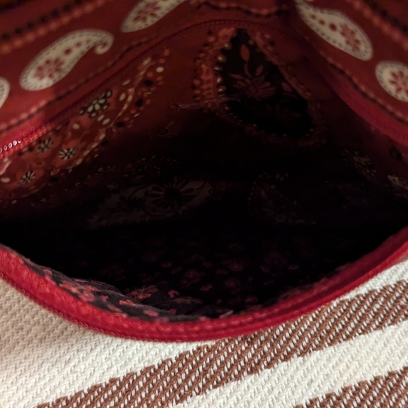 Vera Bradley retired MESA RED - Picture 13 of 16